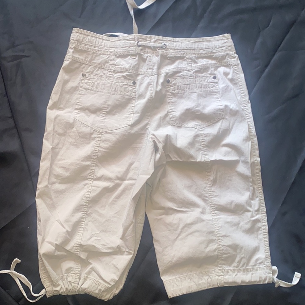 Khaki Capris - Picture 2 of 4